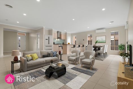 Property photo of 19 Cassinias Grove Mernda VIC 3754