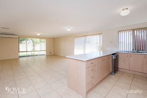 Property photo of 3/36 Farnham Way Morley WA 6062