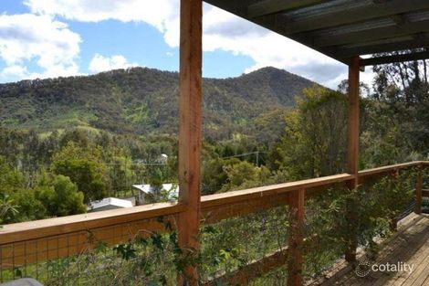 Property photo of 3 Valley Fair Rise Macs Cove VIC 3723