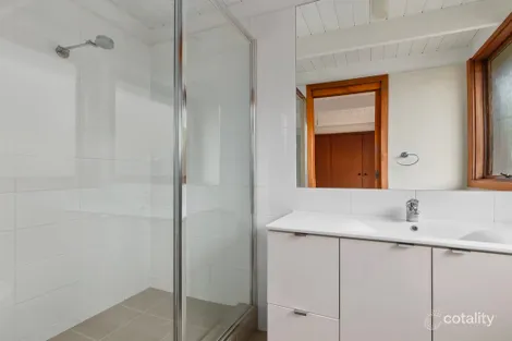 Property photo of 71 Burdoo Drive Grovedale VIC 3216