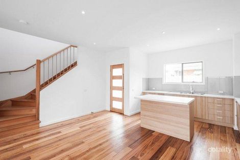 Property photo of 2/14 Poplar Crescent Bellfield VIC 3081