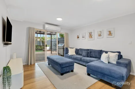 Property photo of 37/26 Macpherson Street Warriewood NSW 2102