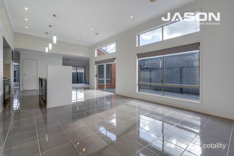 Property photo of 121 Huntington Drive Craigieburn VIC 3064