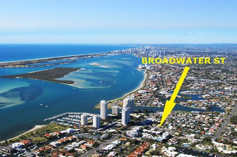 9 Broadwater St, Runaway Bay, QLD 4216