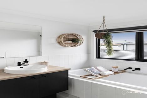 Property photo of 8 Brown Street Torquay VIC 3228