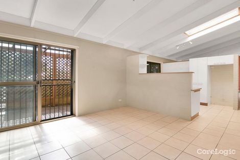 Property photo of 18 Strath Street Highgate Hill QLD 4101
