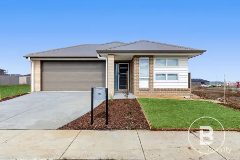 18 Honey Eater Dr, Winter Valley, VIC 3358