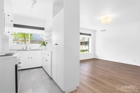 Property photo of 14/2-4 Salmon Street Mentone VIC 3194