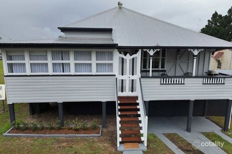 17 Cothill Rd, Booval, QLD 4304