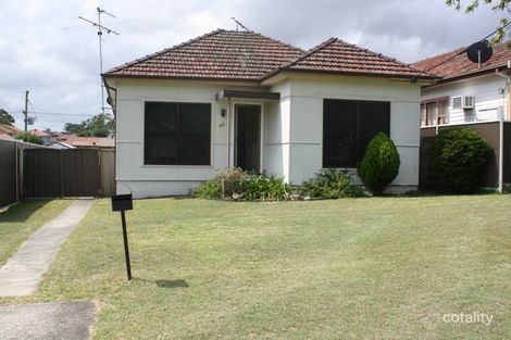 40 Kelvin Pde, Picnic Point, NSW 2213