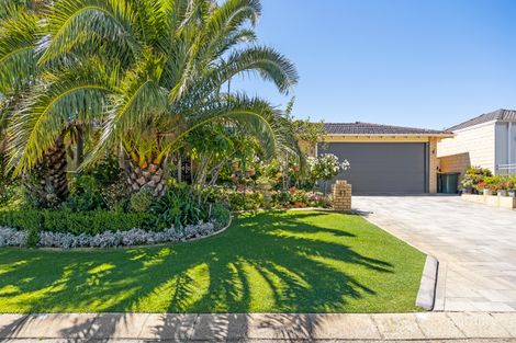 41 Kestrel Pde, Ballajura, WA 6066