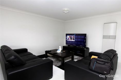 Property photo of 32 Burswood Drive Wyndham Vale VIC 3024