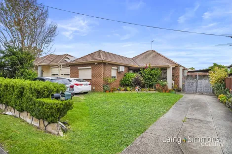 Property photo of 138 Roberts Road Greenacre NSW 2190
