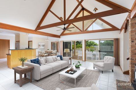 Property photo of 6 Martens Place Brookfield QLD 4069