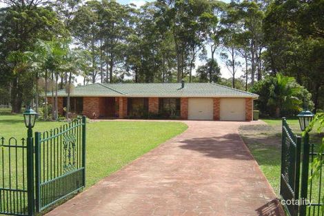 6 Jay Cl, Old Bar, NSW 2430