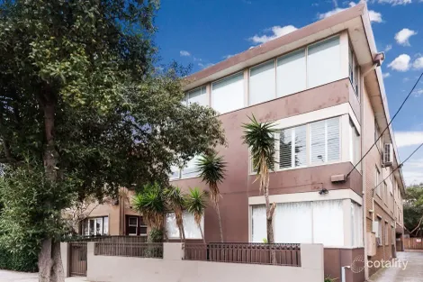 9/20 Marine Pde, St Kilda, VIC 3182