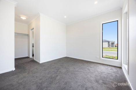 Property photo of 17 Olympic Parade Clyde VIC 3978