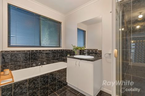 Property photo of 13 Roberts Court Echuca VIC 3564