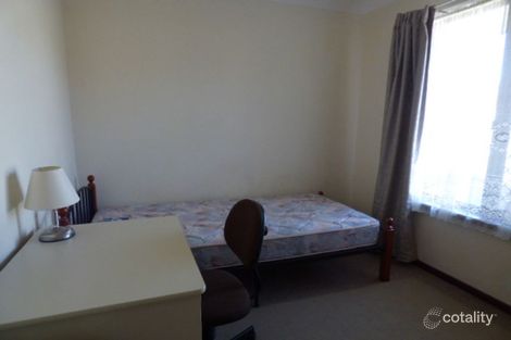 26 Colonial Dr, Bibra Lake, WA 6163