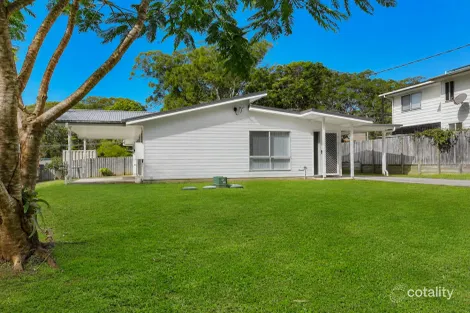 4 Koro St, Russell Island, QLD 4184