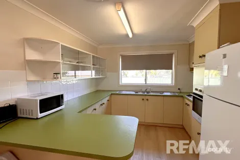 Property photo of 3/160-162 Fernleigh Road Mount Austin NSW 2650
