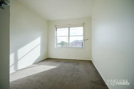 Property photo of 4 Azalea Court Newcomb VIC 3219