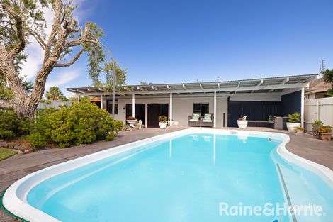 Property photo of 35 Railway Crescent Belmont North NSW 2280