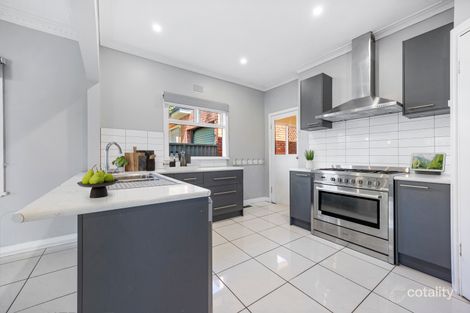 Property photo of 239 Dowling Street Wendouree VIC 3355