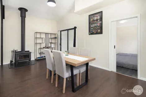 Property photo of 100 Grevillea Drive Enfield VIC 3352