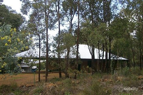 8 Dargin St, Mount Helena, WA 6082