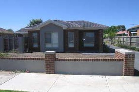 30 Highland St, Kingsbury, VIC 3083