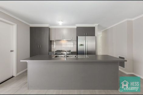 Property photo of 10 Lantern Court Wallan VIC 3756