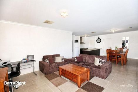 Property photo of 64 Kinglake Crescent Craigieburn VIC 3064