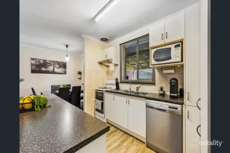 Property photo of 72 Campbell Road Elizabeth Downs SA 5113