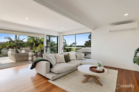 Property photo of 19 Hibiscus Parade Banora Point NSW 2486