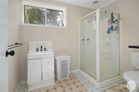 Property photo of 100 Grevillea Drive Enfield VIC 3352