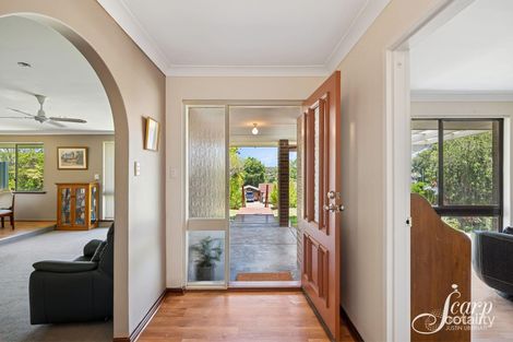 Property photo of 38 Armour Way Lesmurdie WA 6076