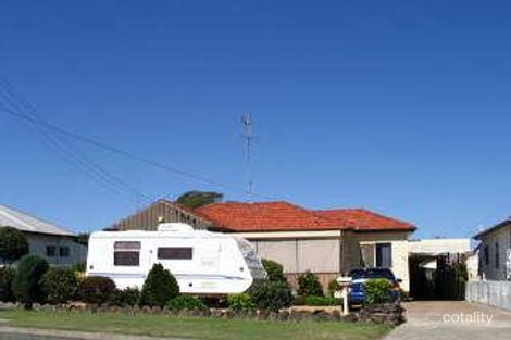 25 Floraville Rd, Belmont North, NSW 2280