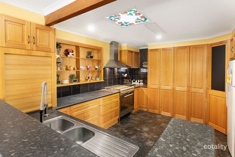 Property photo of 28 Sapphire Circuit West Wodonga VIC 3690