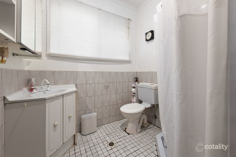 Property photo of 28 Sapphire Circuit West Wodonga VIC 3690