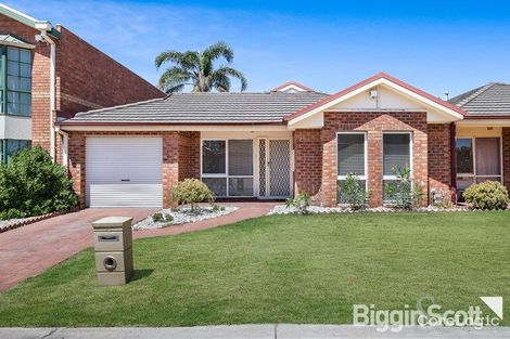 Property photo of 18 Domain Drive Keysborough VIC 3173