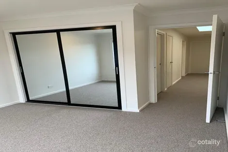 Property photo of 4 Lyra Walk Point Cook VIC 3030