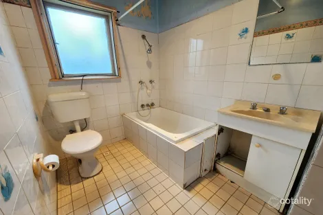 Property photo of 72 Orchard Road Busby NSW 2168