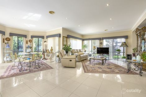 Property photo of 8 Rowlandson Place Taylors Lakes VIC 3038