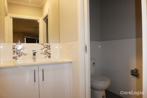 Property photo of 24 Braestar Street Cranbourne VIC 3977