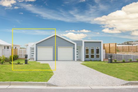 Property photo of 2/43 Lauenstein Crescent Pimpama QLD 4209