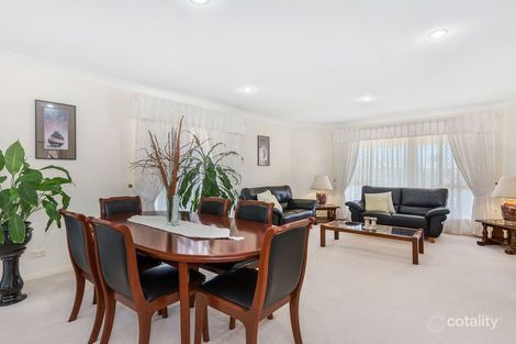 Property photo of 18 Narara Crescent Banora Point NSW 2486