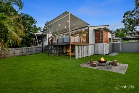 Property photo of 21 Akoonah Street Hope Island QLD 4212