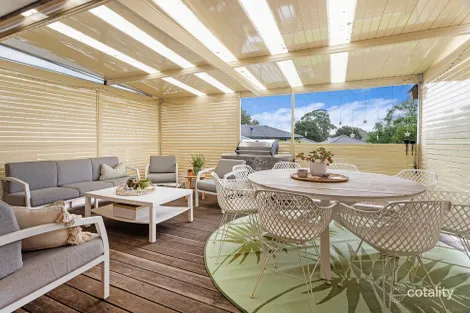 Property photo of 21 Hughes Crescent Kiama Downs NSW 2533