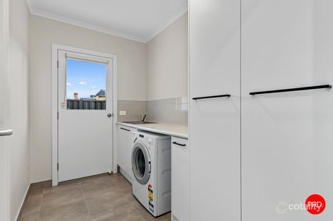 Property photo of 2/4A Kneebone Street Eaglehawk VIC 3556